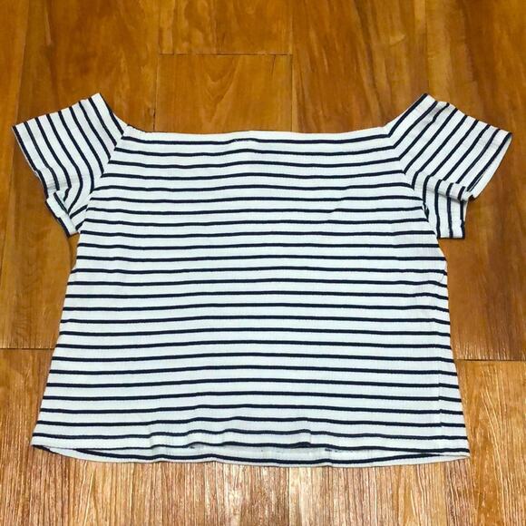 Divided by H&M Striped Off the Shoulder Crop Top Size Large - Picture 2 of 6